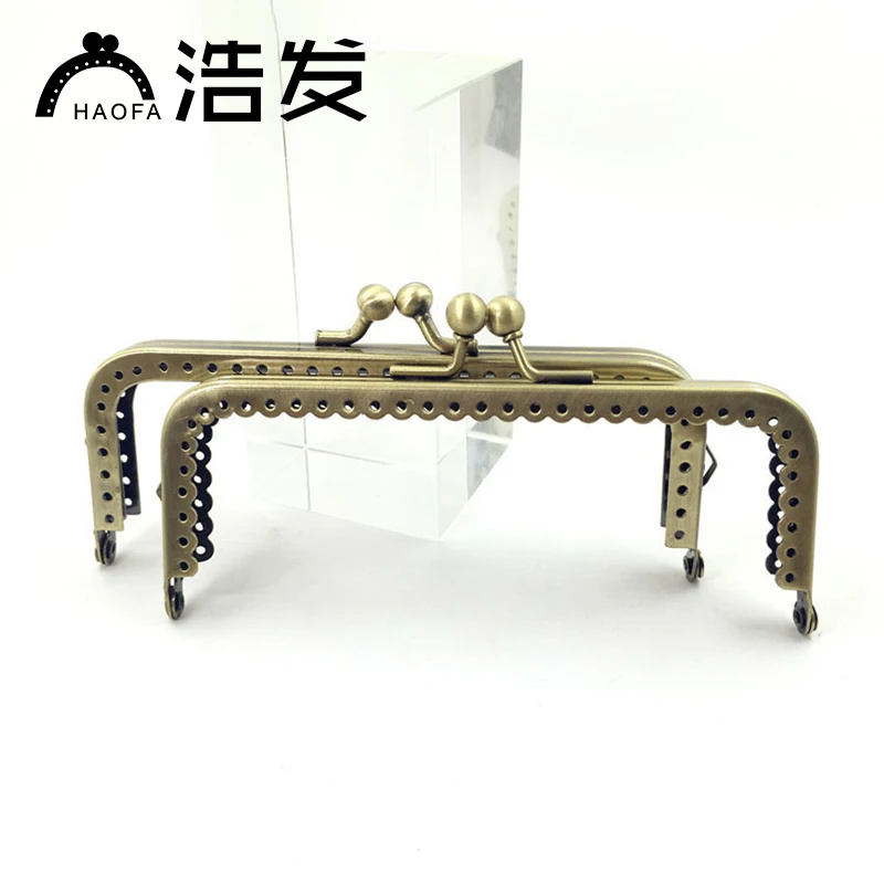 

HAOFA 10pcs Purse Frame Metal Bronze Smooth Bag Frame 2 Styles DIY Coins Bags Clasp Lock Frame 12.5cm Accessories for Bags