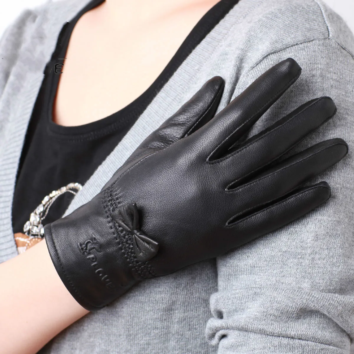 Women Winter Fashion Bow Solid Women Genuine Leather Gloves High