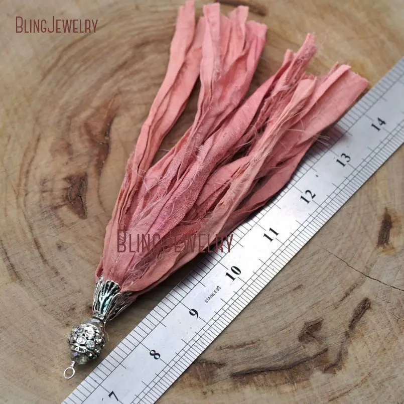 20171213-PM9042- Earth Pink Sari Silk Tassel Pendant Antique Silver_4