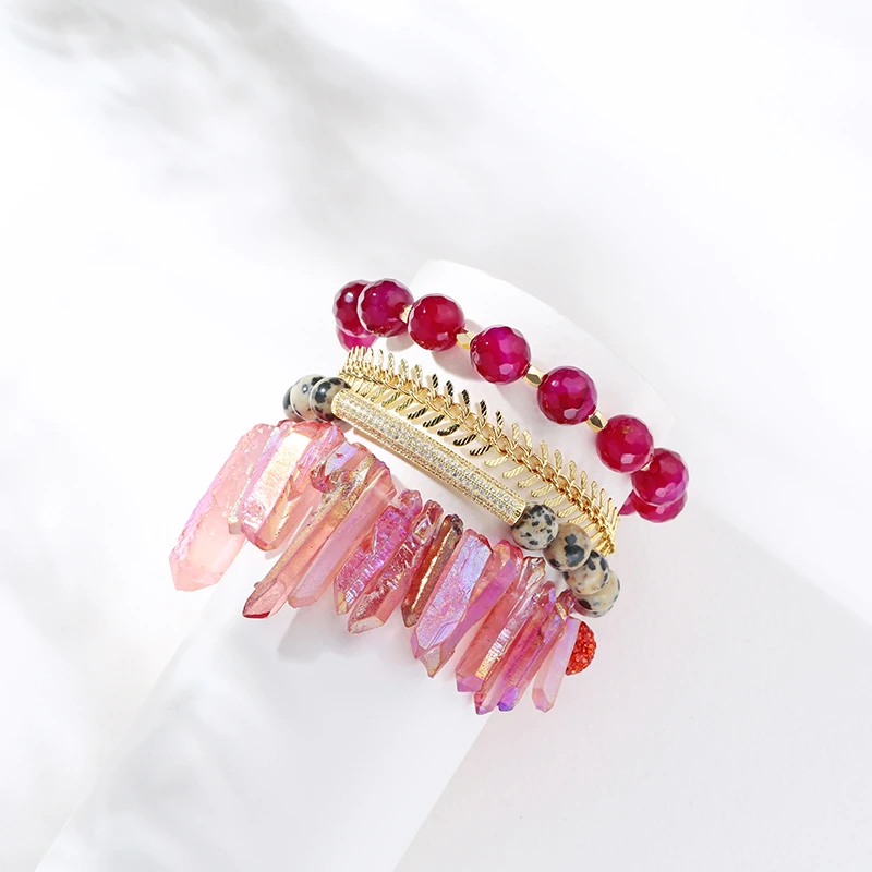 Pulseiras c pingentes
