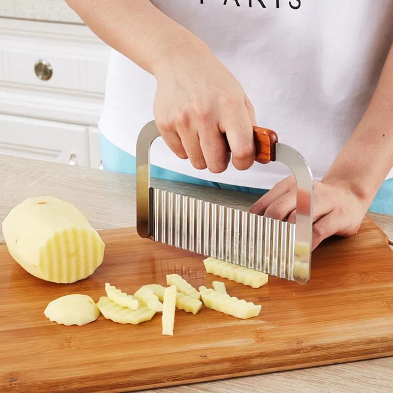 

Wavy Crinkle Salad Chopping Knife Vegetable Cutter French Fry Steel Blade Wooden Handle Slicer Kitchen Gadgets Cutting Tools