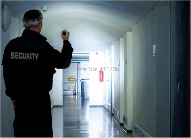 tactical flashlights (14).jpg_.webp