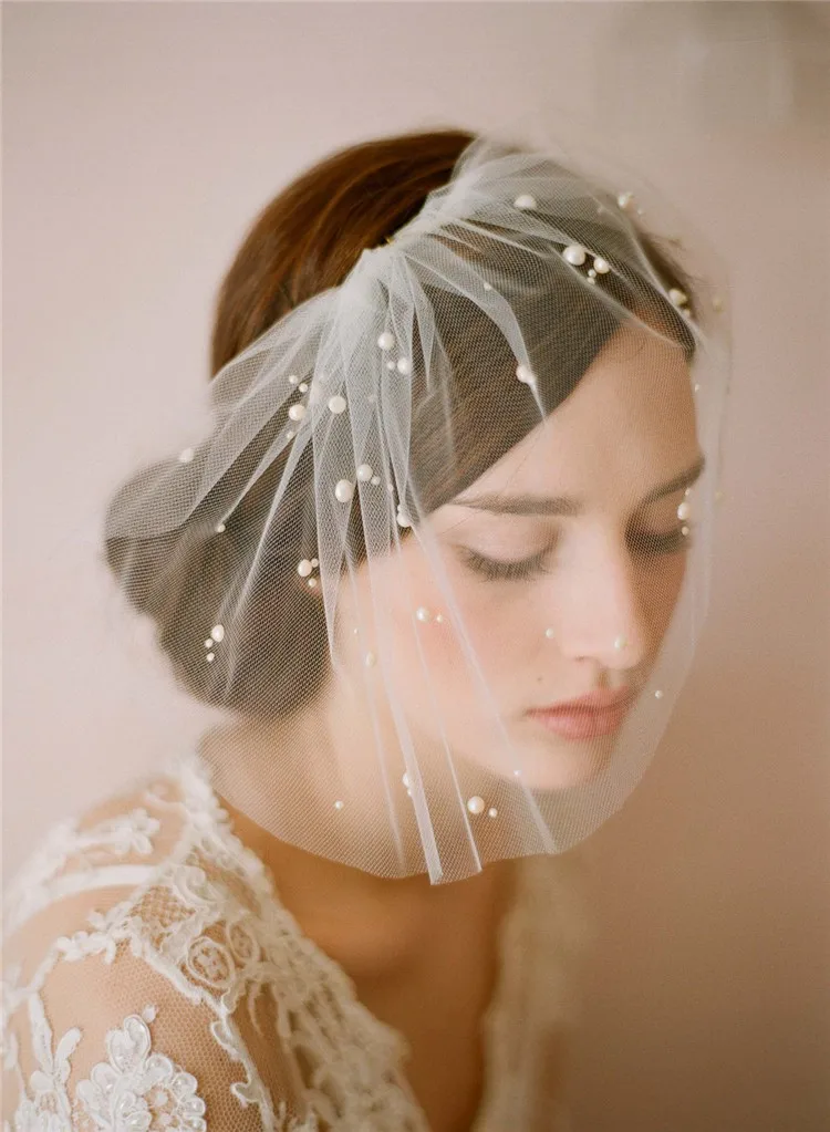 Elegant Tulle Feather Pearls Bridal Hats Face Veil Hair fascinators