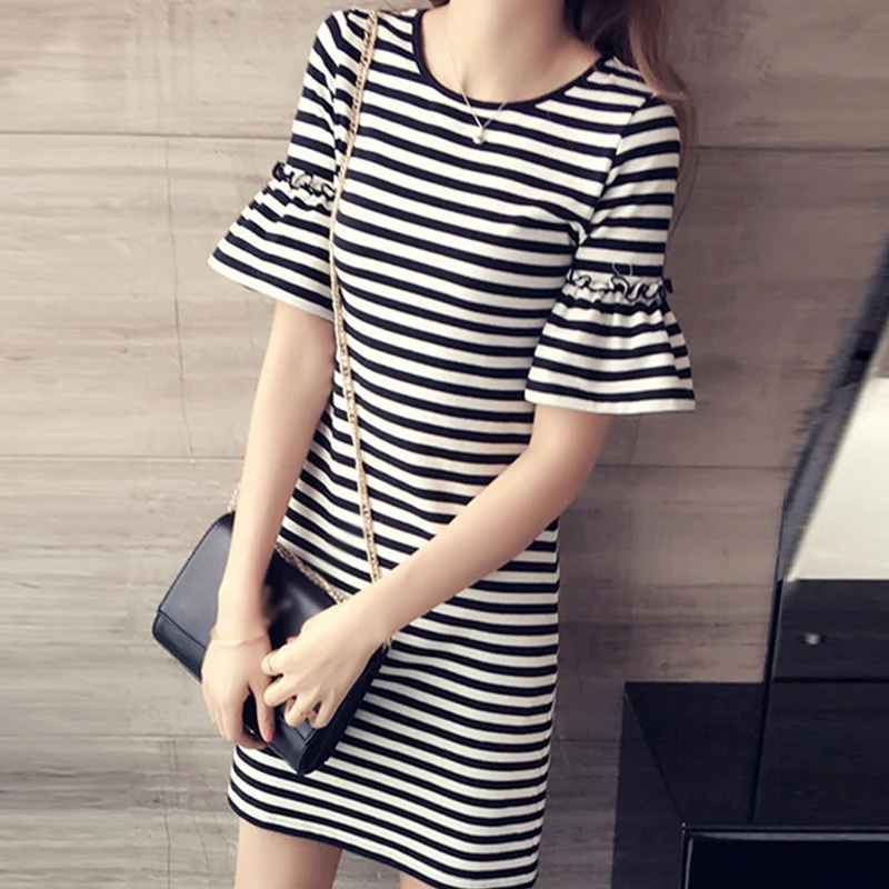 

Korean Short Sleeve Tshirt Strip Dress Women Summer Casual Plus Size O-Neck Retro Midi Dresses Elegant A-Line Dress Office Beach