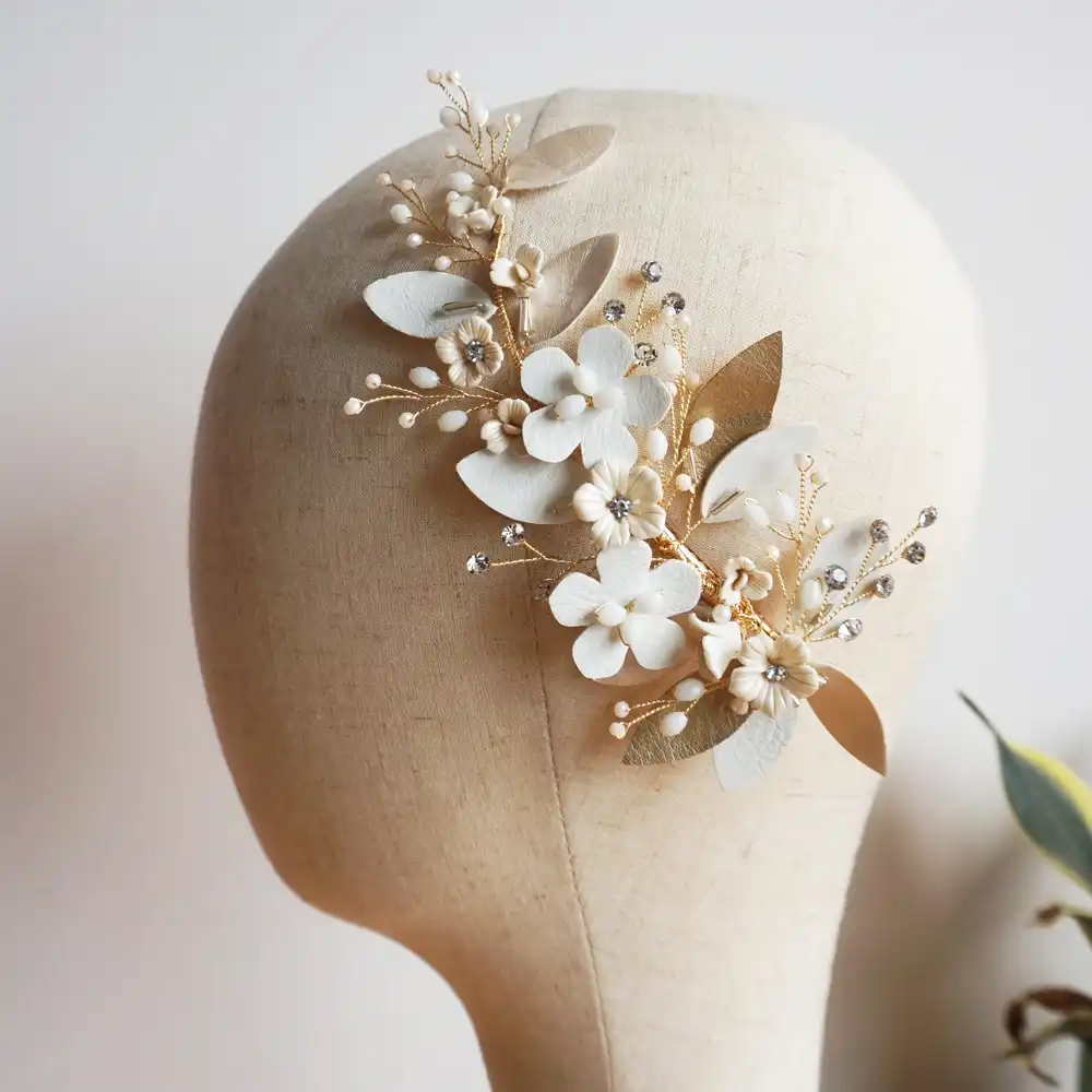 Bridal hair clips Flower clay hair clips