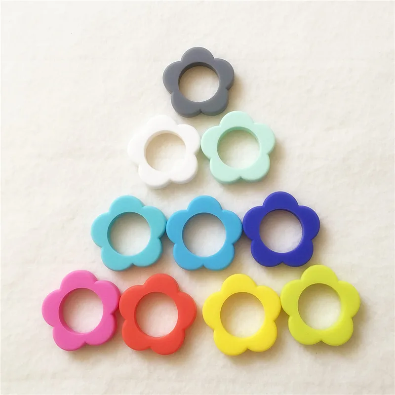 

10PCS 44mm BAP Free DIY Silicone Flower Beads DIY Baby Chewing Jewelry Teether Toy Necklaces pacifier Chain Holder Accessories