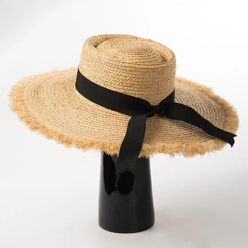 round floppy hat