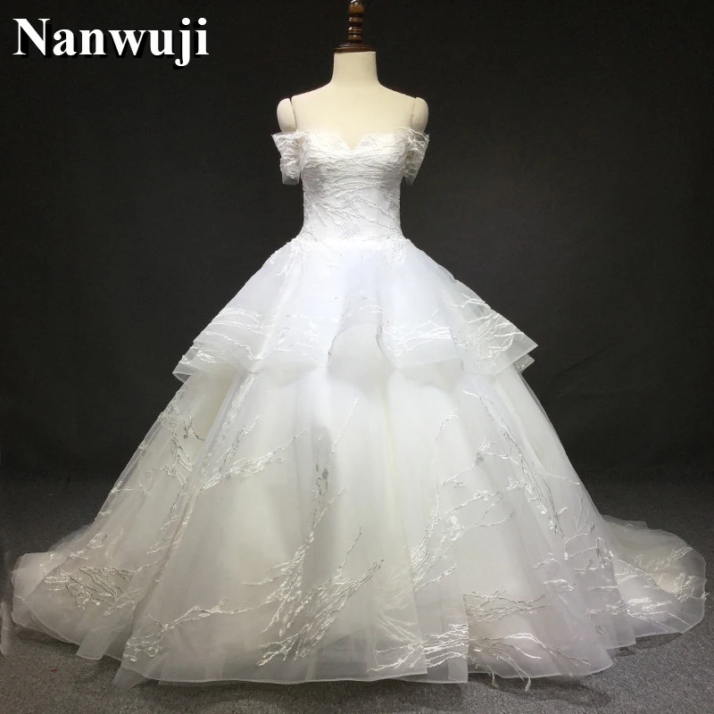 

2017 Luxury Lace Wedding Dresses Sweetheart Robe De Mariage Half Sleeves Wedding Dress Long Train Bridal Gowns vestidos de novia