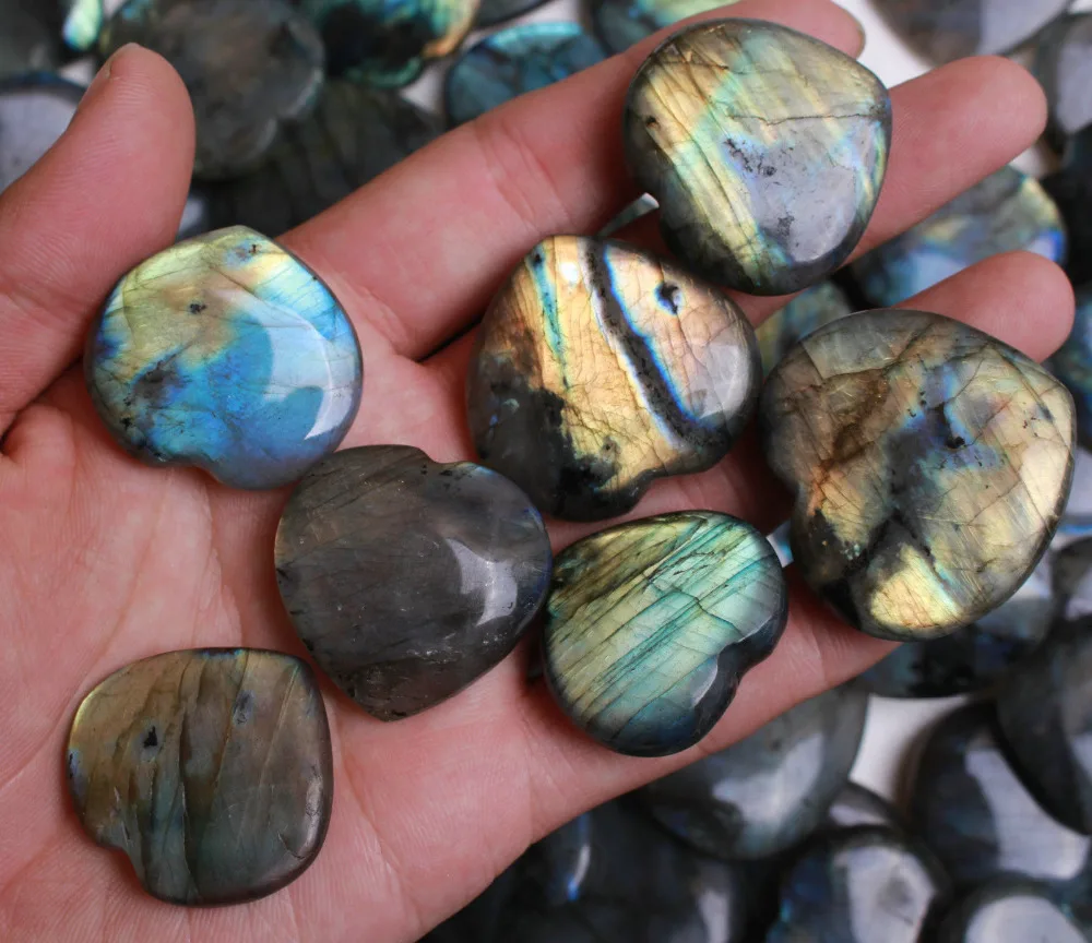 

Awesome! 10Pcs Beautiful Labradorite polished Love Heart For Gift