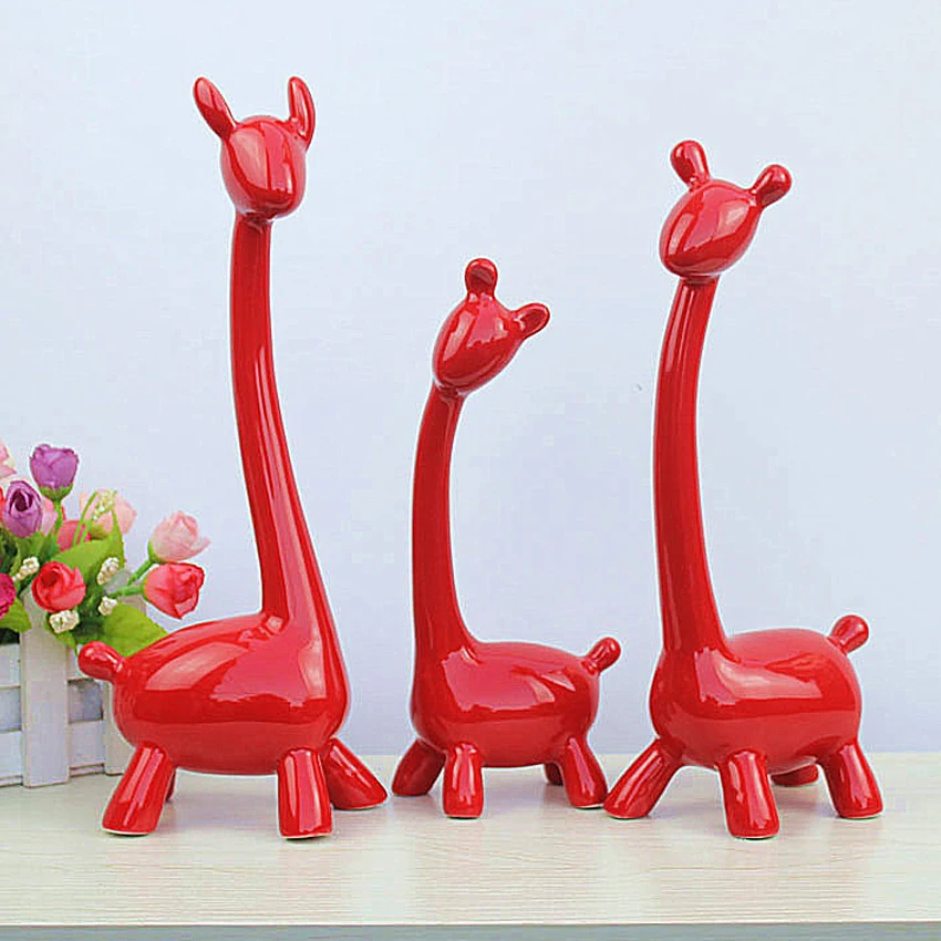 

Creative A family three deer Decoration Crafts animal Ceramic giraffe figurines Sculpture sitting room decorate Wedding gift
