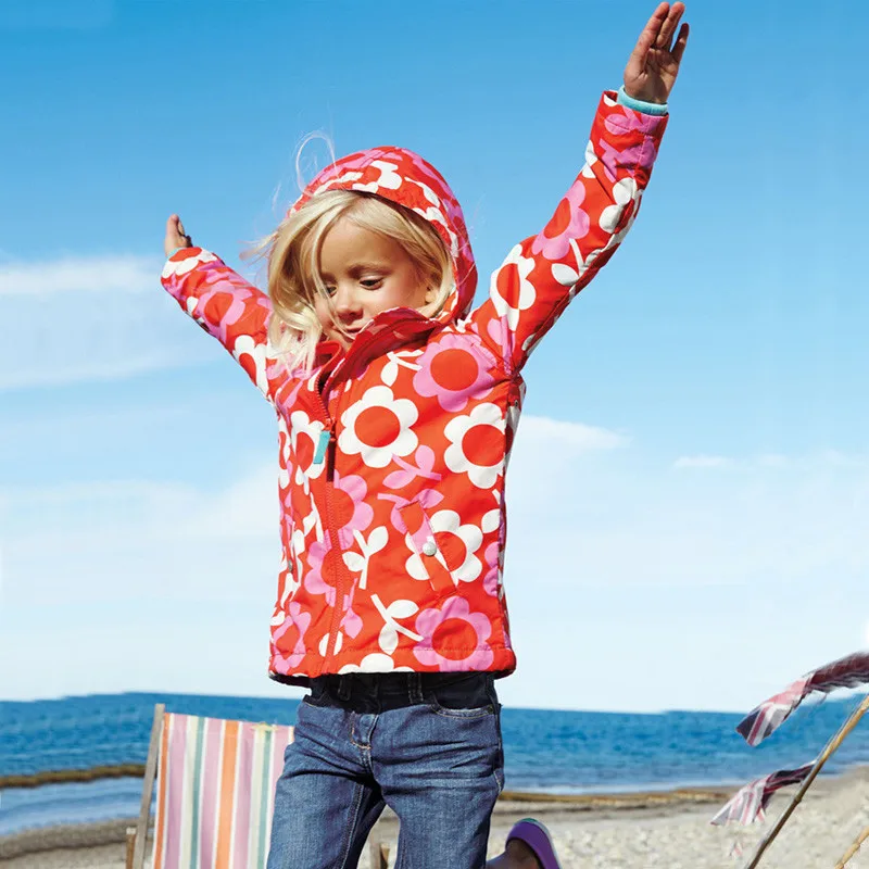 

autumn children windcheater Girls ski-wear, kid flower apple Jackets red green pink colors Zippered Hoodie free shipping