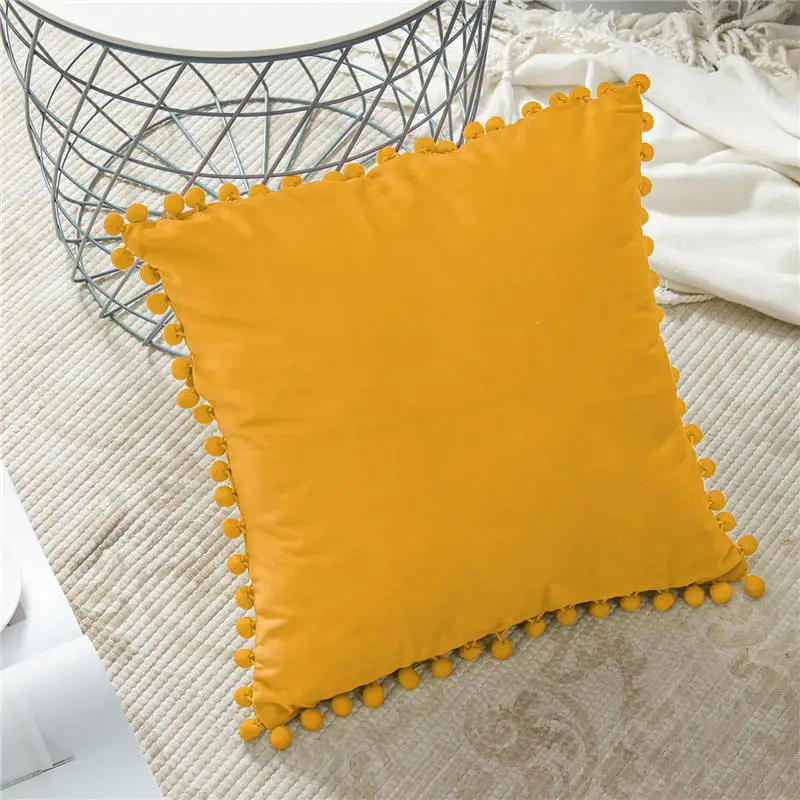 Topfinel Бархатная ткань наволочки декоративные бросает подушки охватывает Роскошные квадратная наволочка на подушку с Милыми шариками для диван-кровать автомобиль дома - Цвет: Yellow