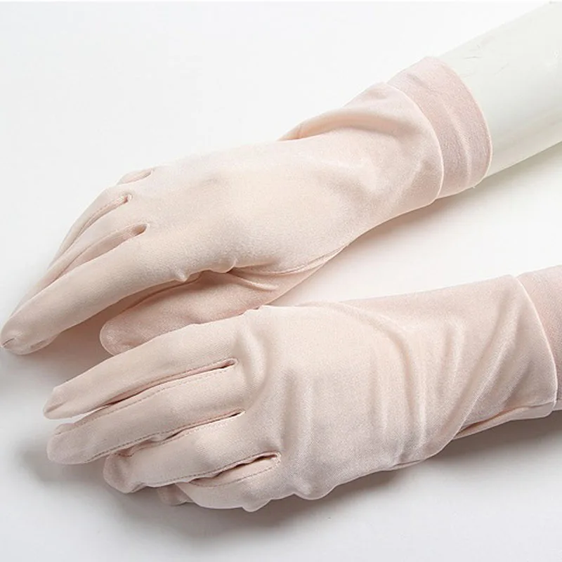 Q.KIM Guantes de Seda de Mujer Hidratantes Protector Solar Anti-UV Thermal Liner Guante Gloves 