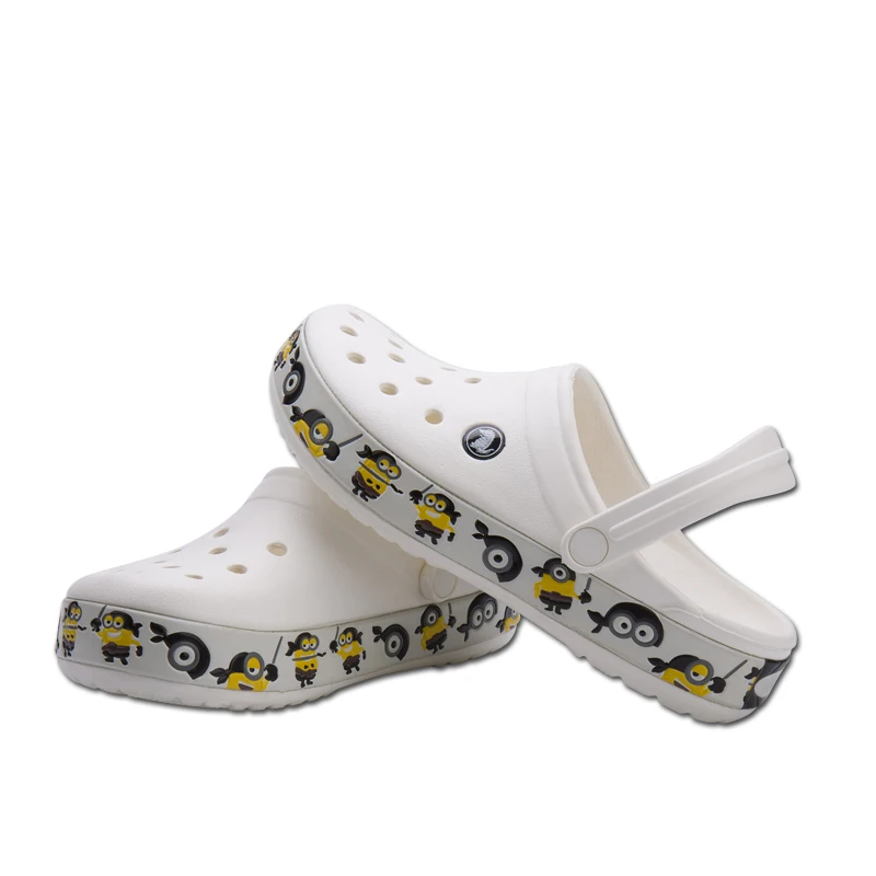 

Hole shoes female non-slip soft bottom baotou large size student beach shoes wild Korean thick platform sandals slippers lovers