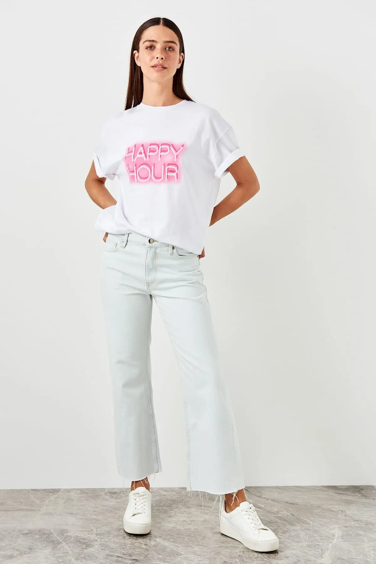 

Trendyol Blue High Waist Crop Flare Jeans TWOSS19JE0015