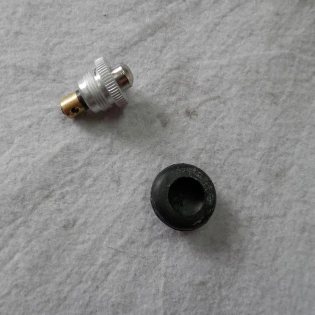 STOP SWITH WITH RUBBER HOOD WACKER BS600 5