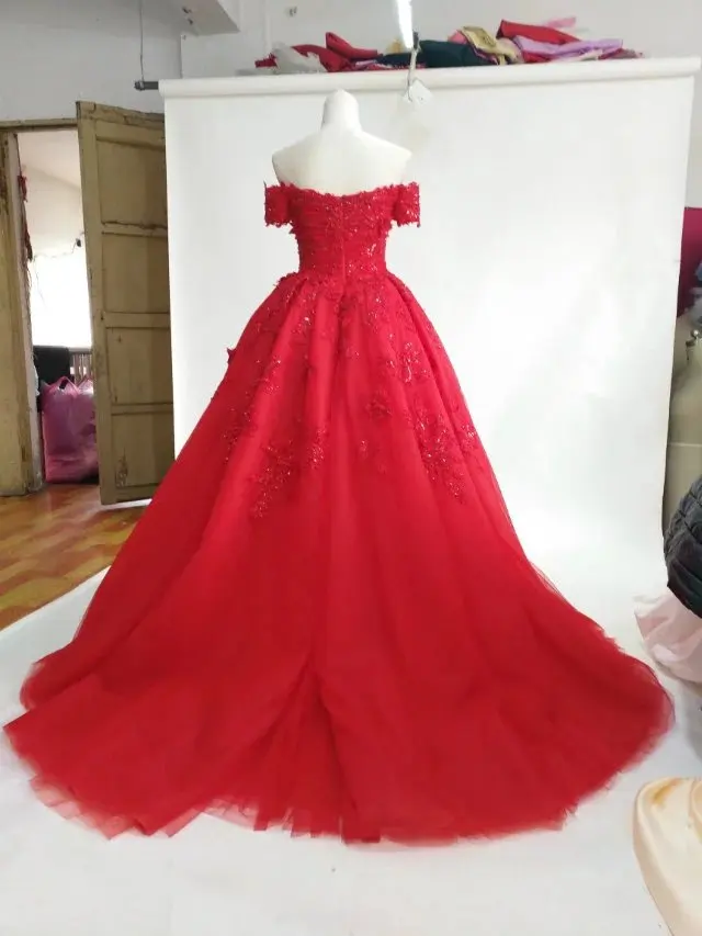 Cloverbridal высокого качества 3D с кружевной аппликацией Off-The-Shoulder Ближний Восток красный торжественное платье с наружный слой