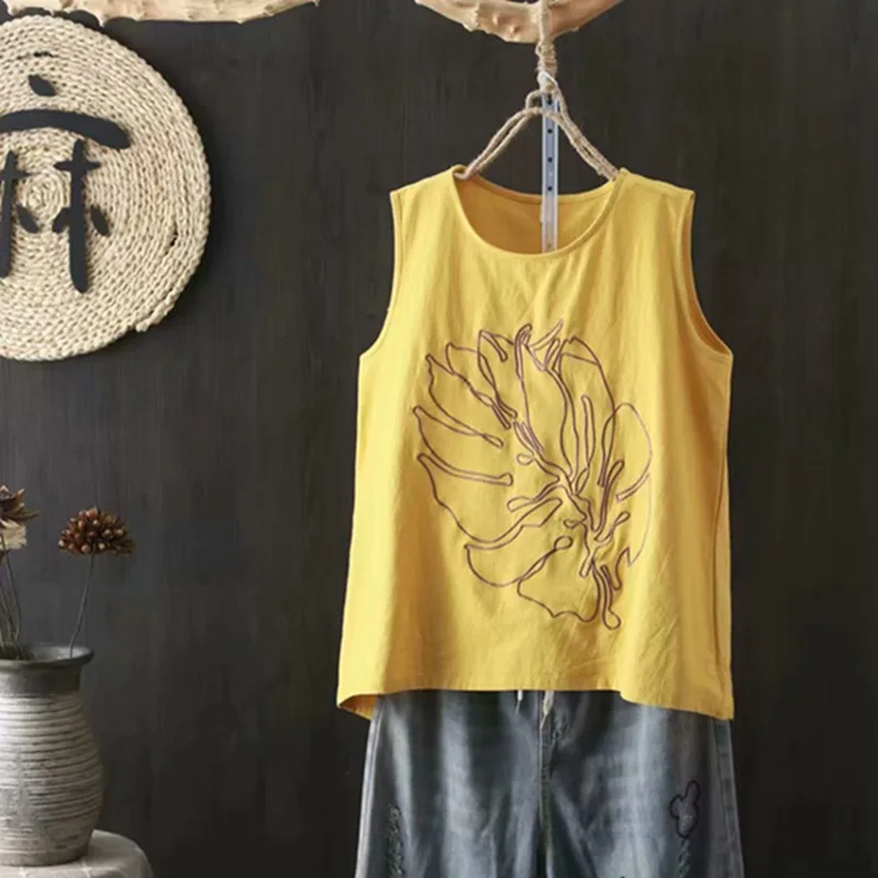 

summer 2019 Plus Size Casual Women Clothing Fashion Loose cotton linen leaf embroidered Tank Tops K91-807