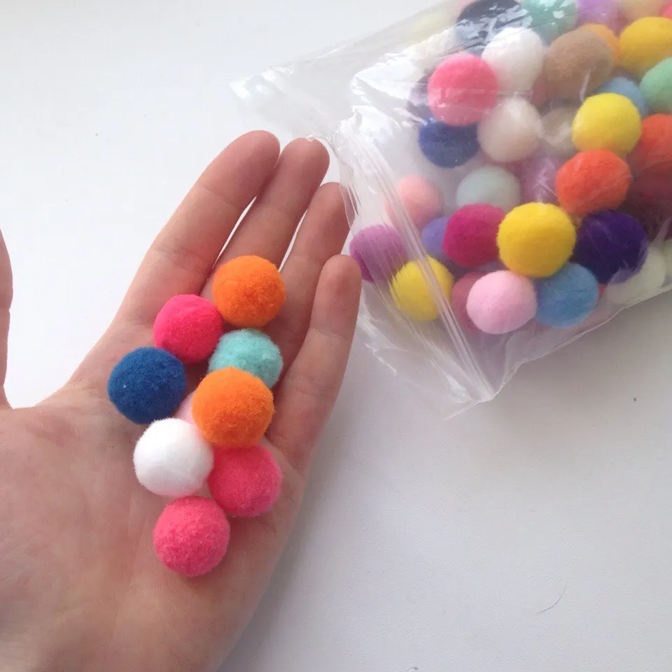 large craft cottom pompoms