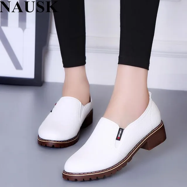 รองเท้าแฟชั่นส้นสูง เก๋ ๆ