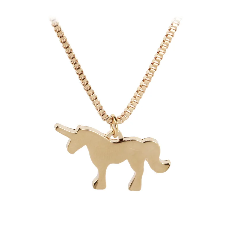 Подвеска единорог золото. Кулоны с магическими существами. Единорог ювелирное украшение. Подвеска единорог золото. Золотая подвеска единорог.