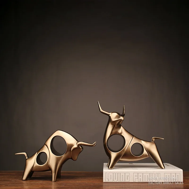 

2 PCS Vintage Copper Hollow Cow Staues Sculpture Resin Fortune Cow Ornaments Home Living Room Decor Accessories Crafts Gift