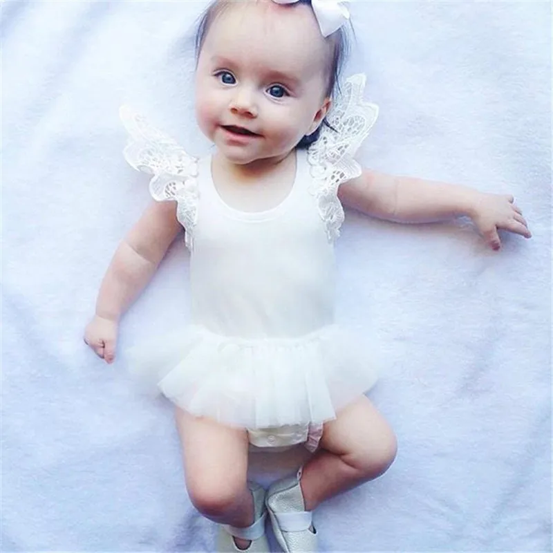 Модный комбинезон для новорожденных, хлопковый комбинезон для маленьких девочек, Летний комбинезон, одежда для маленьких девочек, кружевное платье для маленьких девочек - Цвет: white Rompers
