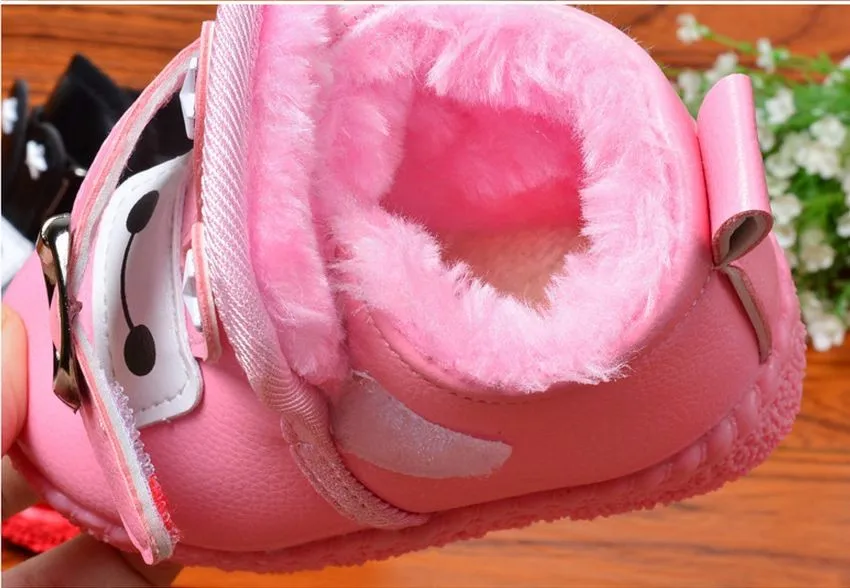 Зимняя детская обувь Хлопок обувь для девочек для маленьких мальчиков мягкая подошва обувь толстый бархат теплые сапоги Водонепроницаемая Обувь 0-2 лет