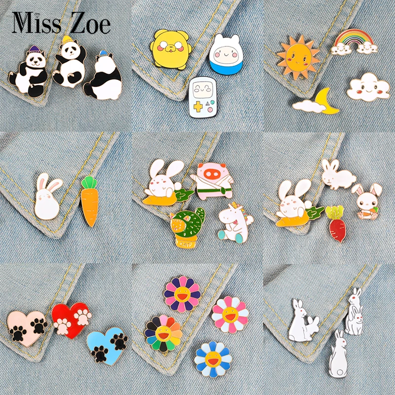 

2~4pcs/set Animals Party Enamel Pins Panda Rabbit Bunny Paws Flower Cat Brooches Bag Clothes Pin Badge Cute Kawaii Jewelry Gift