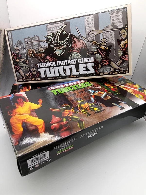 

6" Original NECA Figures SDCC foot Infantry Leonardo Raphael Michelangelo Donatello PVC action Figure Collectible Model Toys