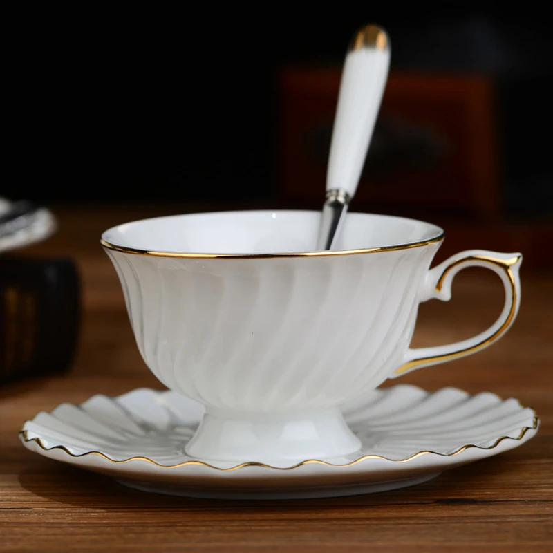 Ceramic Coffee Cup Set Plain White Coffee Tea Cup Saucer Set European Ceramic Teacups Porcelain Black Tea Cup Set Drinkware Gift (3)