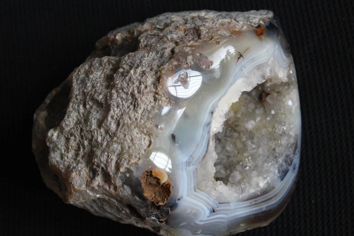 

Natural quartz Crystal Agate geode Mineral Specimen