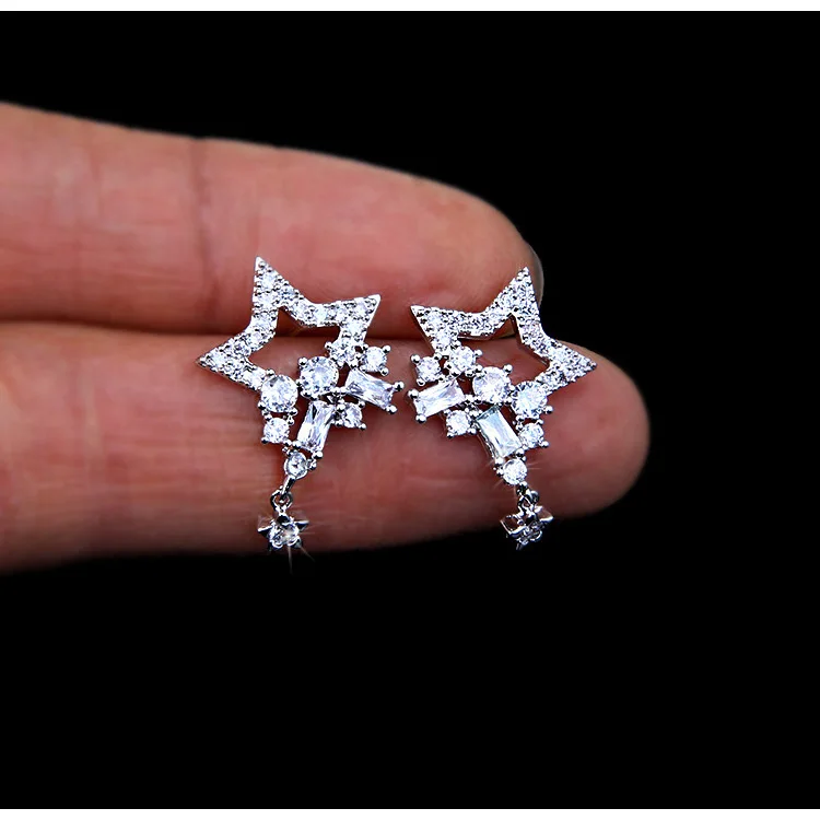 LE1401-SCENE-7001142132_669265057-R-CHIC