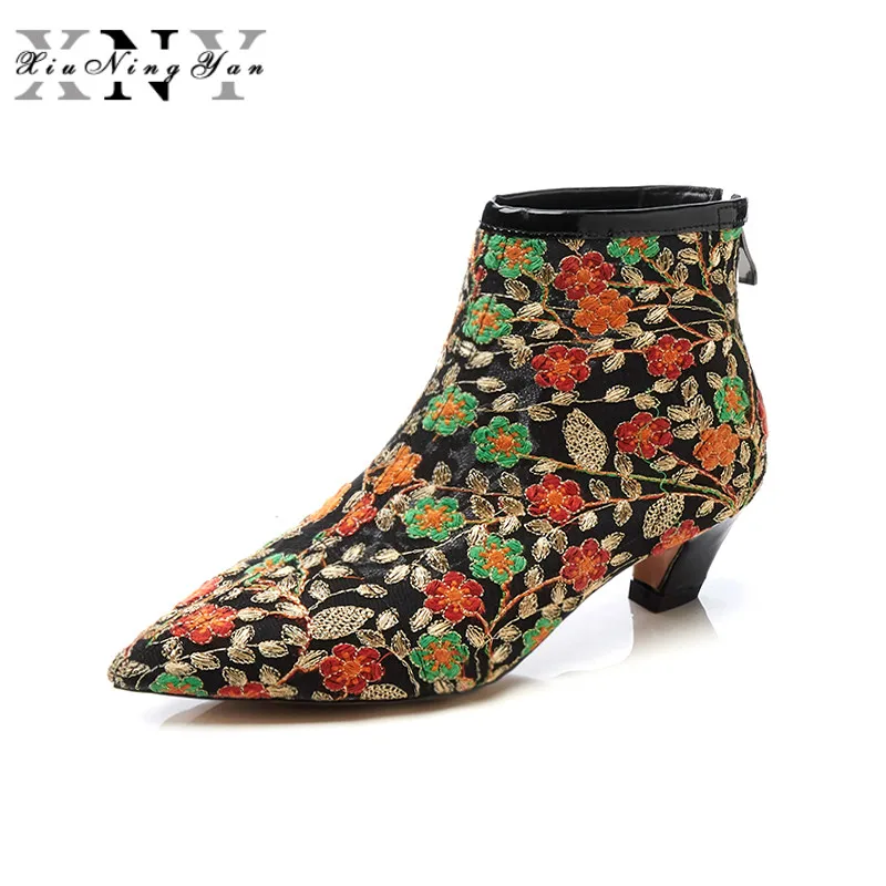 

XiuNingYan 2019 Embroider Women Boots Retro Pointed Toe High Quality Mesh +Genuine Leather Female Shoes Woman Sexy Wedding Shoes