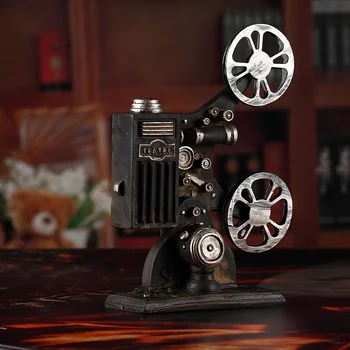 

1pc Creative Resin Projector Model Vintage Projector Desktop Craft Retro Style Home Decoration for Relatives Friends