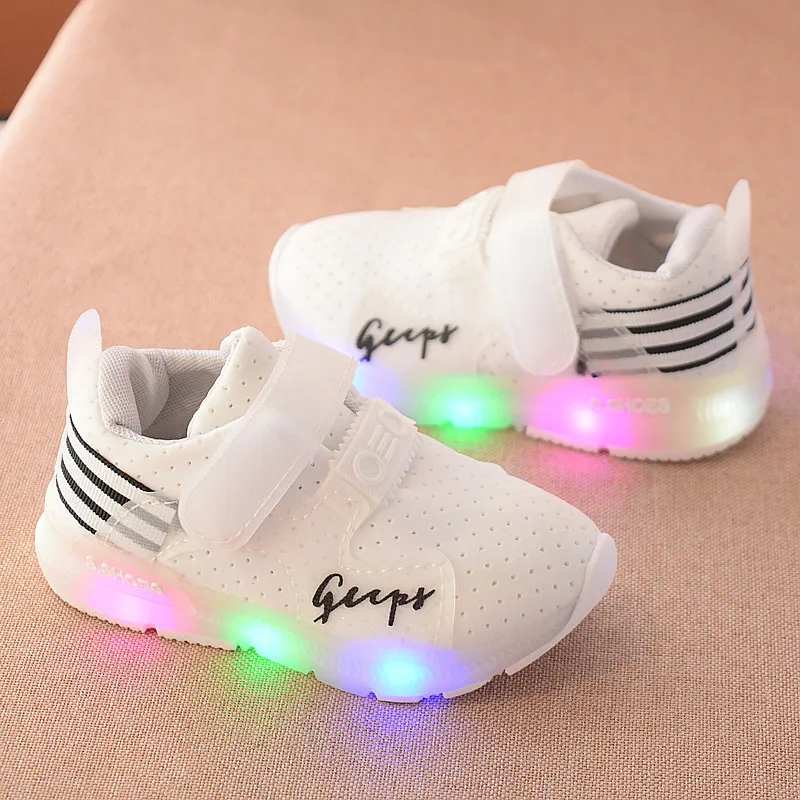 

2018 led lights children casual shoes fashion baby boys and girls sports shoes glowing kids running shoes newborn soft shoes
