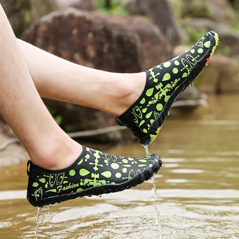 Water Shoes Aqua Shoes Plus Size Upstream Men Women Beach Fishing Swimming Outdoor Wading Sea Gym Shoes Sneakers Men Socks