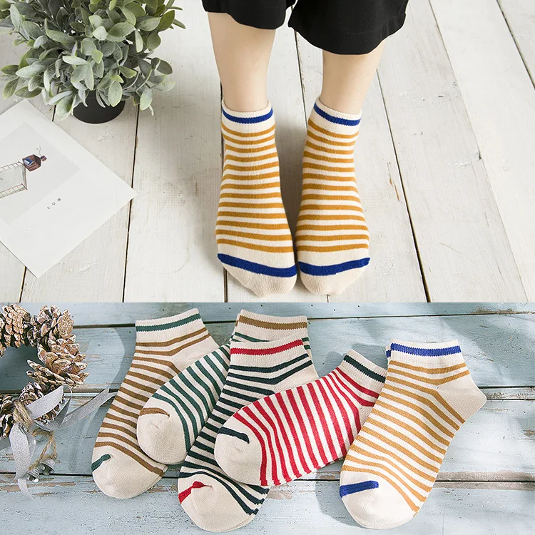

Choiceshine Casual Striped Womens Socks Cotton Cute Multicolor Spring Autumn Women Socks