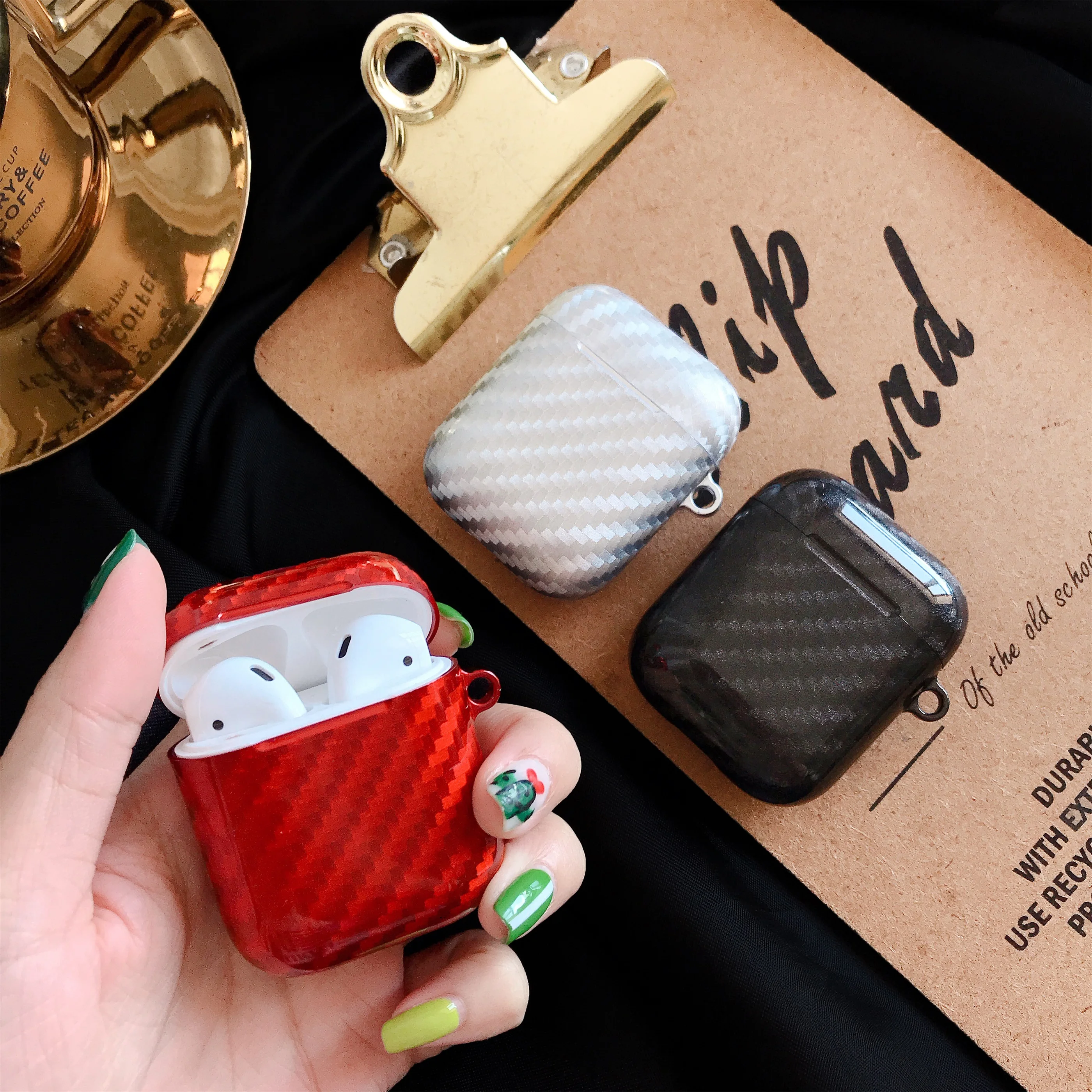 

For iPhone AirPods Case Anti-slip Key Chain Wireless Earbud Shockproof Cover Luxury Case For Apple Airpod PC+TPU Protective Case