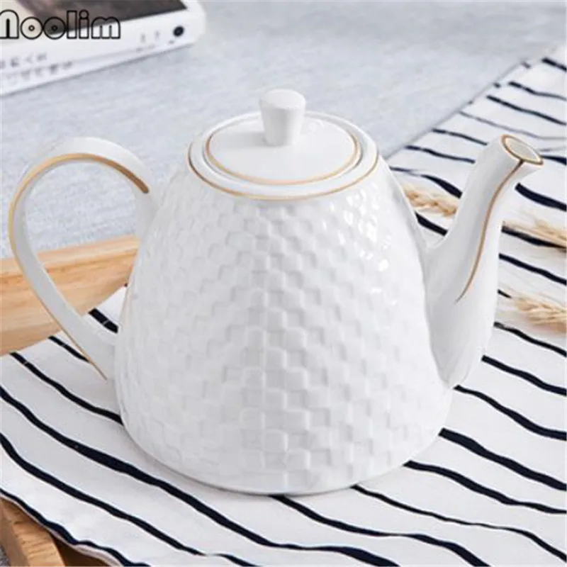 

European style Concise White Design Teapot Ceramic Coffee Tea Pot Handmade Gold Edge Pot Simple Kettle Creative Gift