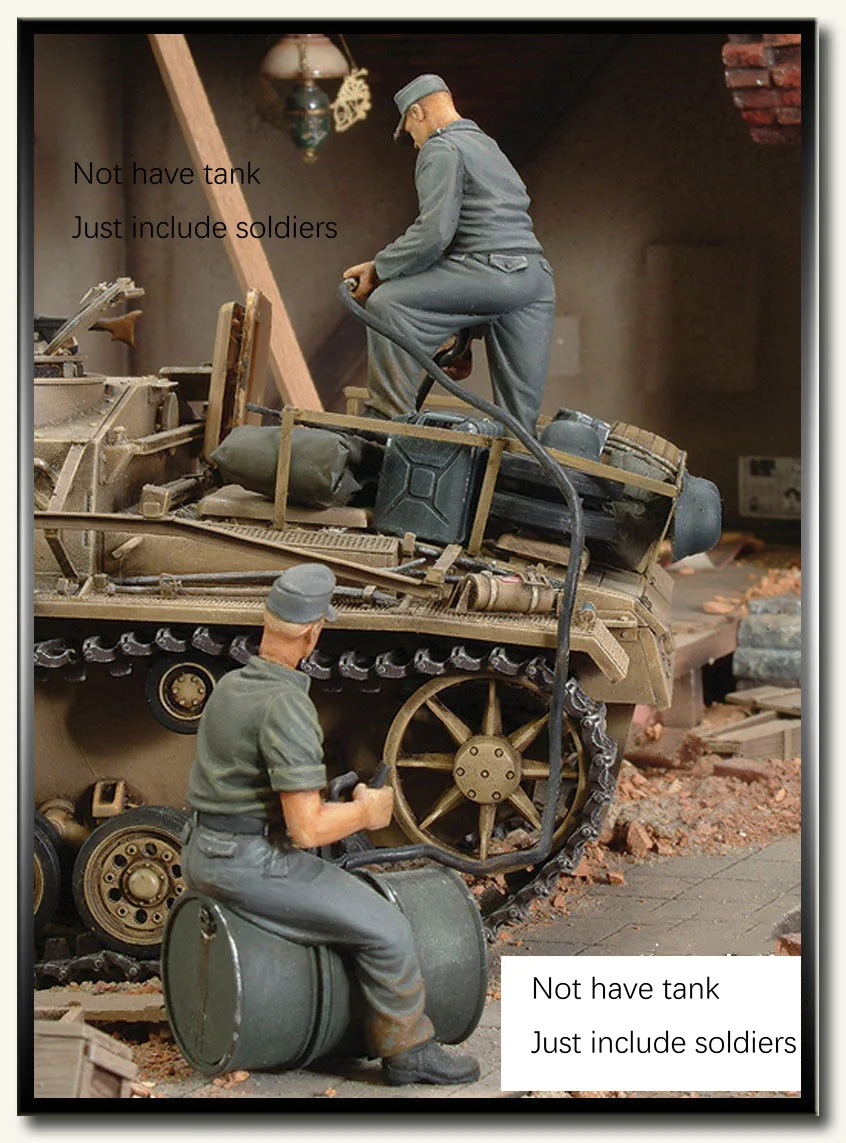 

Assembly Unpainted Scale 1/35 Crew Refuelling Tank Historical toy Resin Model Miniature Kit