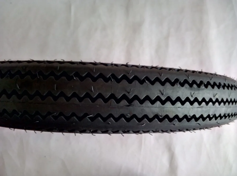

4.00/4.50/5.00-16/17 Motorcycle Sawtooth Wheel Rim Tire Tyre With Inner Tube