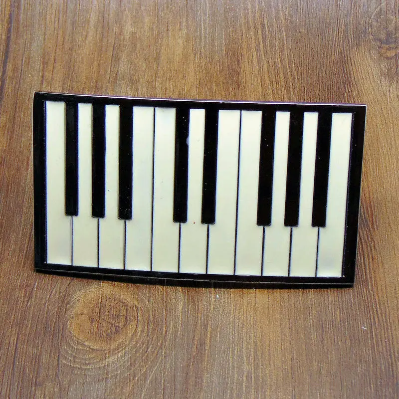 

Hight quality Music Belt Buckle Metal Piano Keys Zinc Alloy Belt Buckle for Men and Women Apparel Accessories