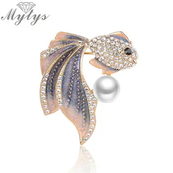

Mytys Crystal Setting Goldfish With Pearl Bubbles Animal Brooches For Girls and Women Cloth Pins Accessory Ornament X279 X280