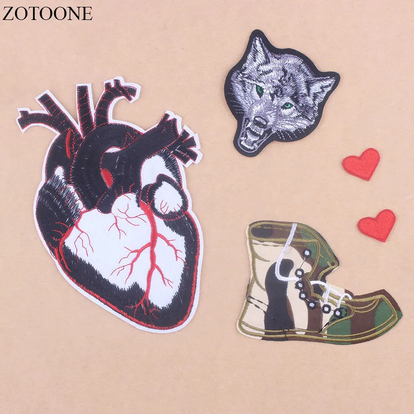 

Prajna Big Heart Set Biker Wolf Embroidered Army Patch Sewing Iron On Appliques Patches Flower Clothes Badges Stripe Stickers B1