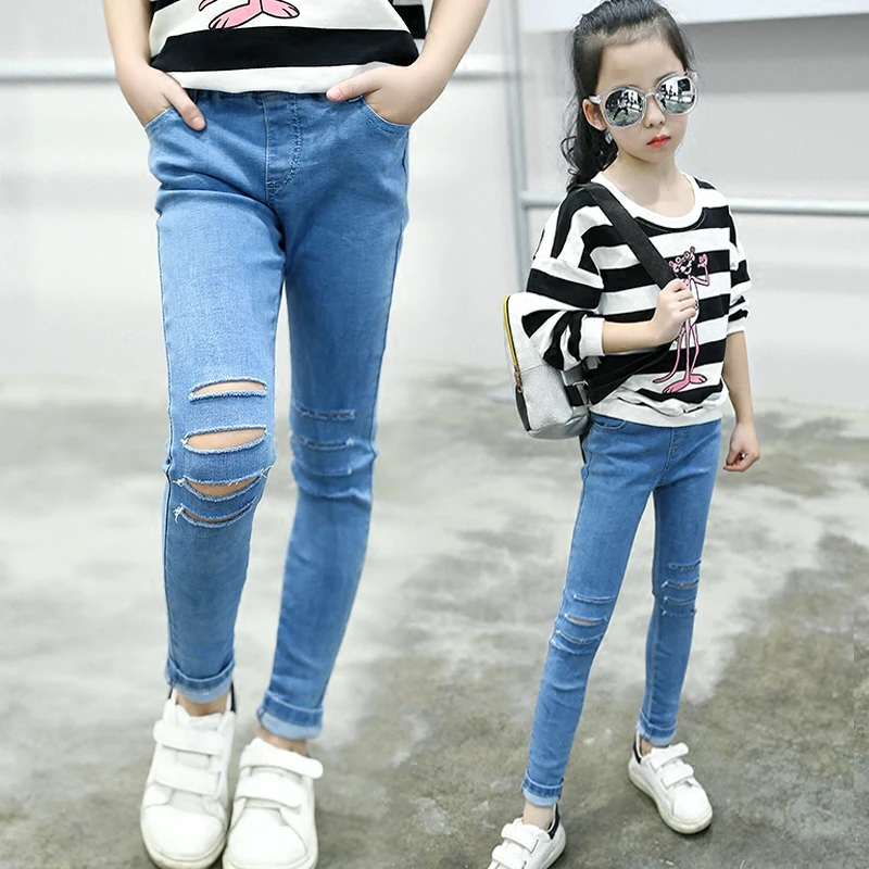 джинсы для девочек. джинсы для девочек. дети в джинсах. джинсовый комбинезон для девочки. джинсы для девочек 8 лет.