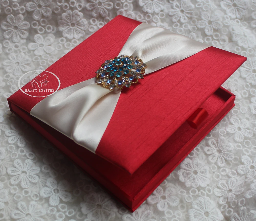 HI2019-05 Hot Sale Red Silk Box with Brooch   More colors available