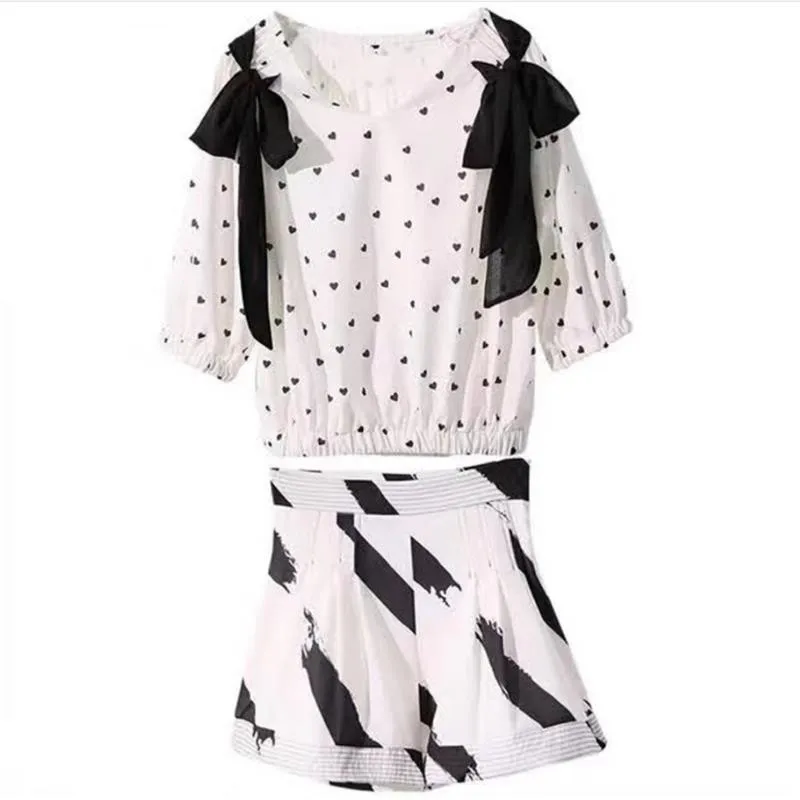 

QIANYUER 2019 Summer New Fashion Short Bow V-nevk Lanter Sleeve Polka Dot Tops + Contrast Color Shorts Women Two Pieces Set