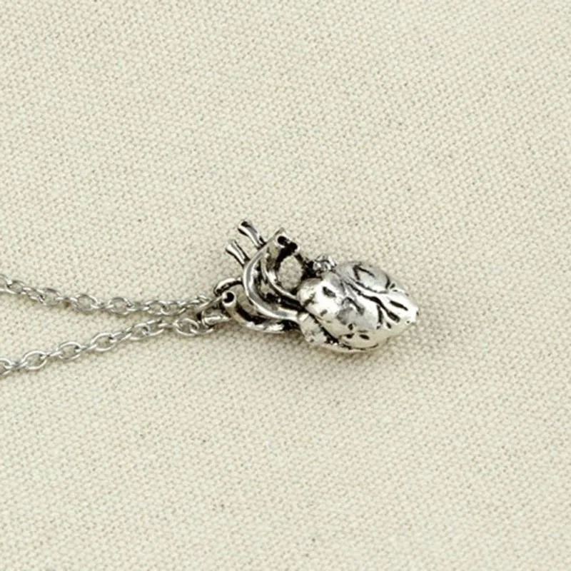 1 шт., винтажное ожерелье в стиле панк, настоящая анатомическая подвеска в виде сердца, настоящее сердце, Серебряное/золотое ожерелье для женщин, ювелирное изделие