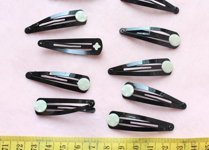 hair clips with flat pad